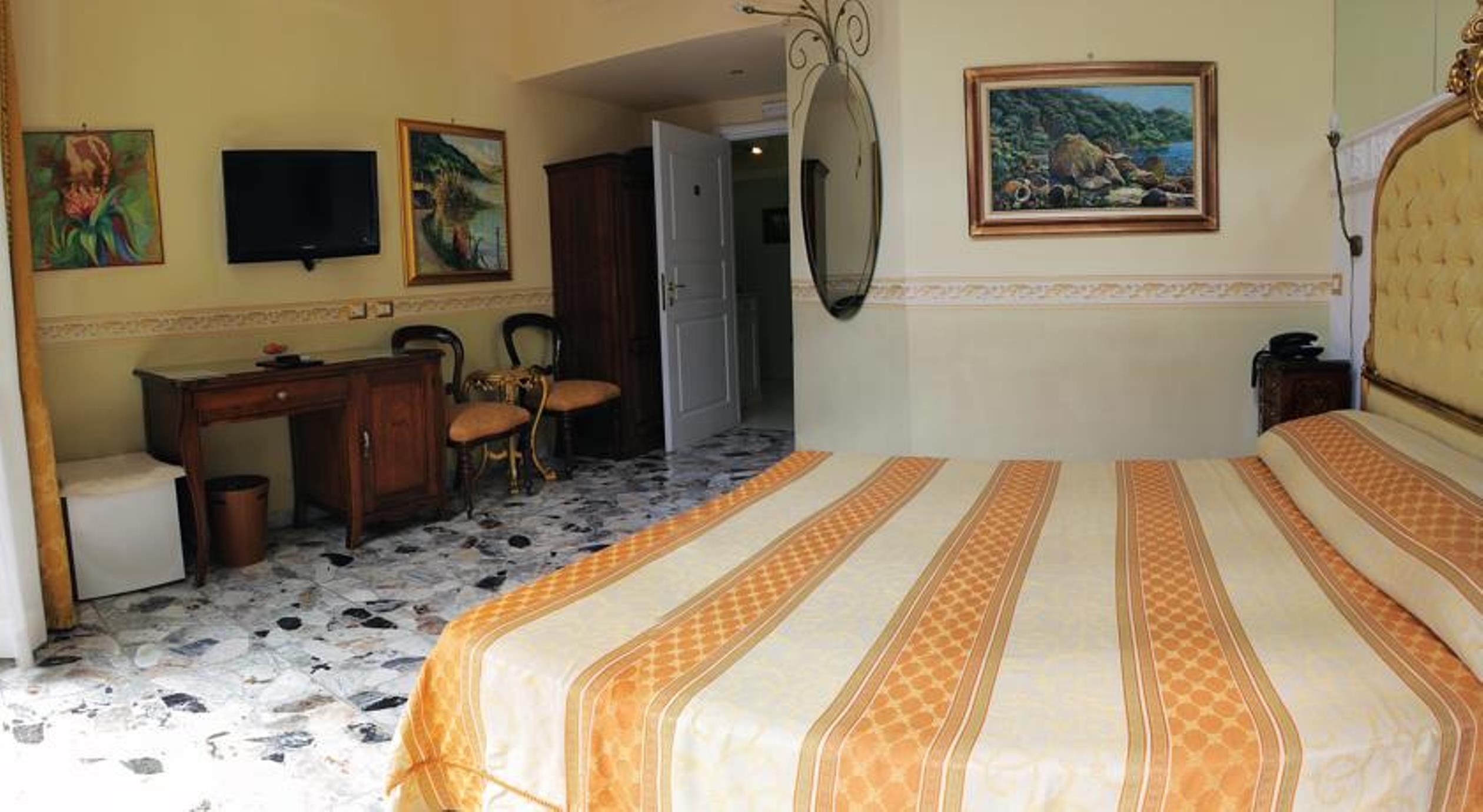 B&B Art Suite Santa Brigida Napoli Eksteriør billede