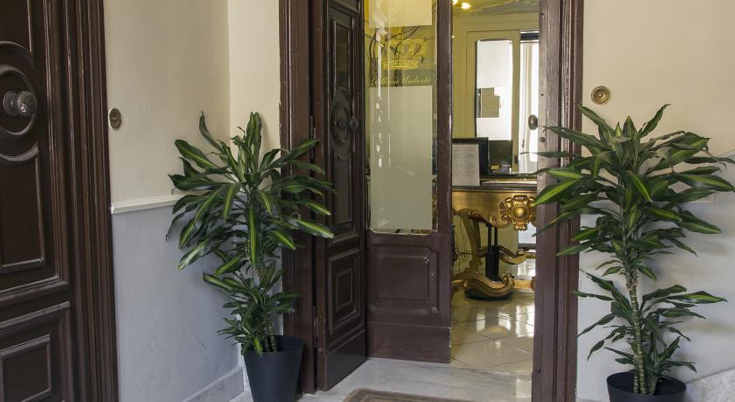 B&B Art Suite Santa Brigida Napoli Eksteriør billede