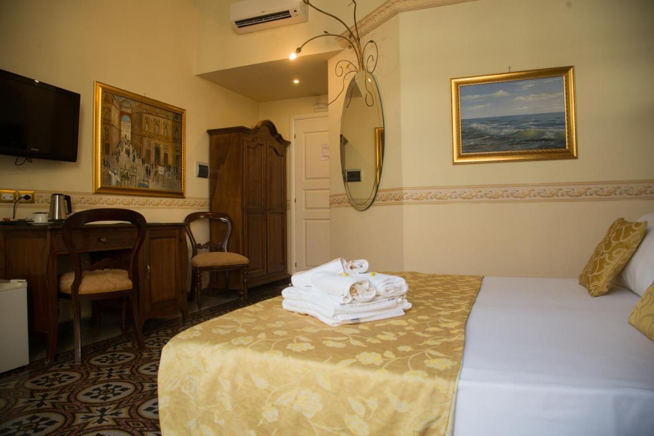 B&B Art Suite Santa Brigida Napoli Eksteriør billede